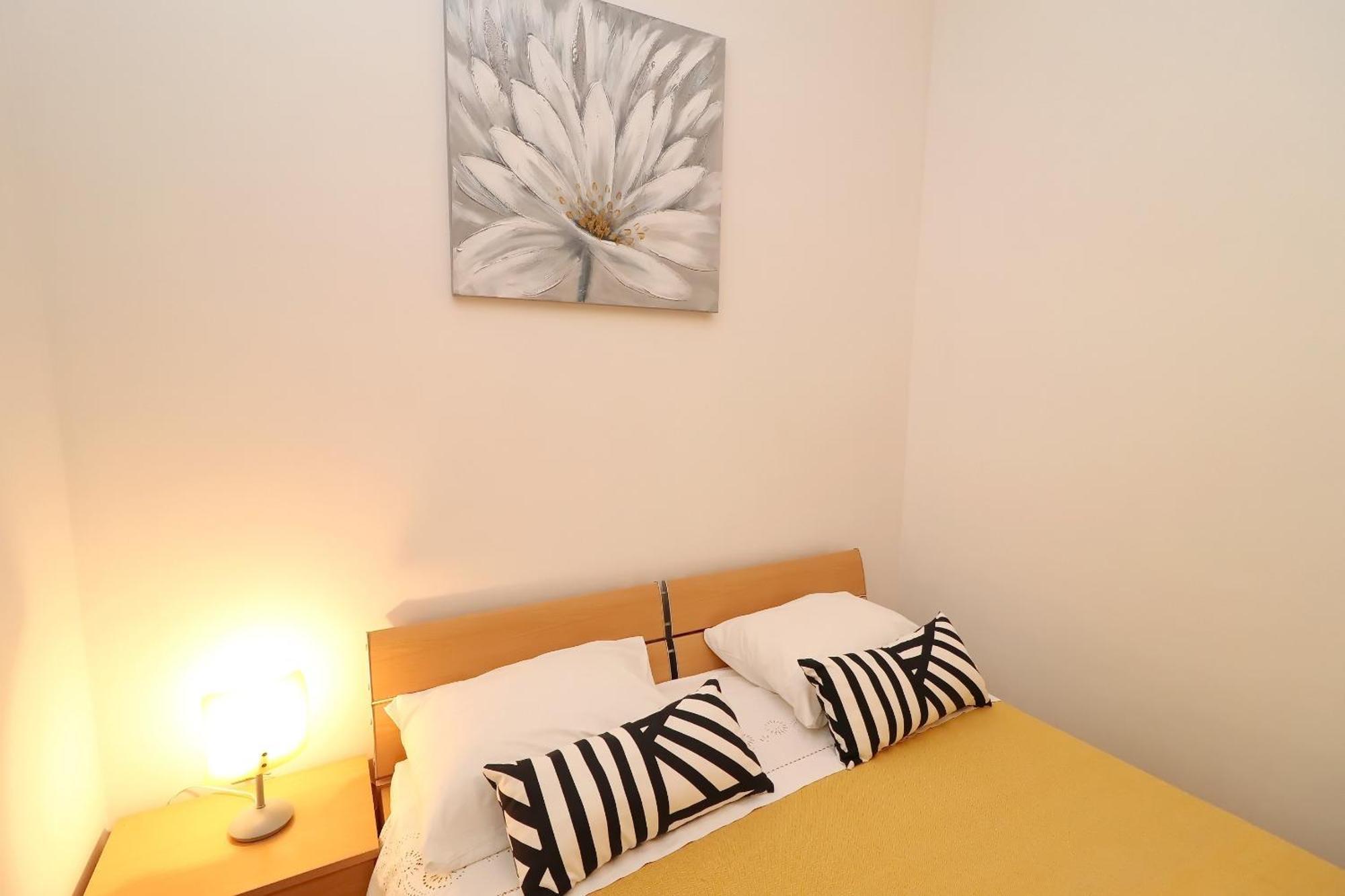 Apartments K & N Prizba Zimmer foto
